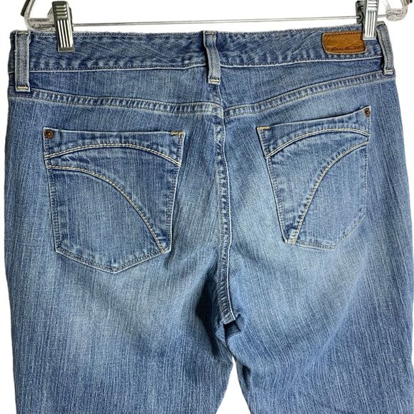 Eddie Bauer Straight Leg Denim Jeans 12 Med Wash 5 Pocket Mid Rise Button Zip - Picture 4 of 5